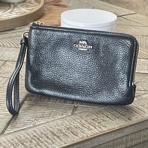 Coach Double Corner Wristlet